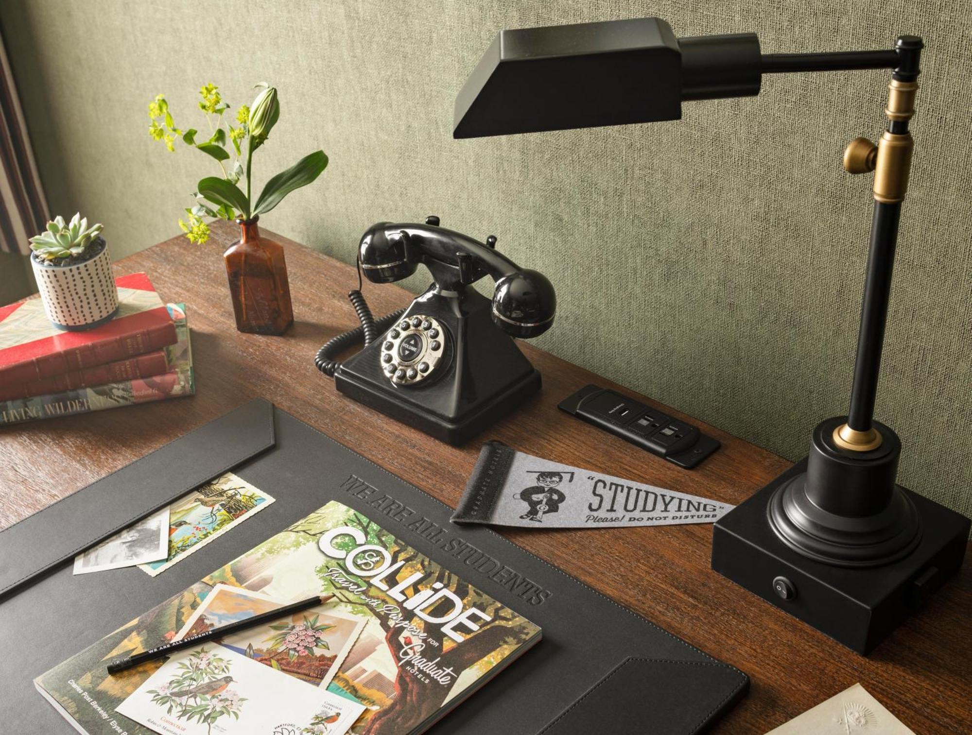 Graduate By Hilton Storrs Hotell Exteriör bild