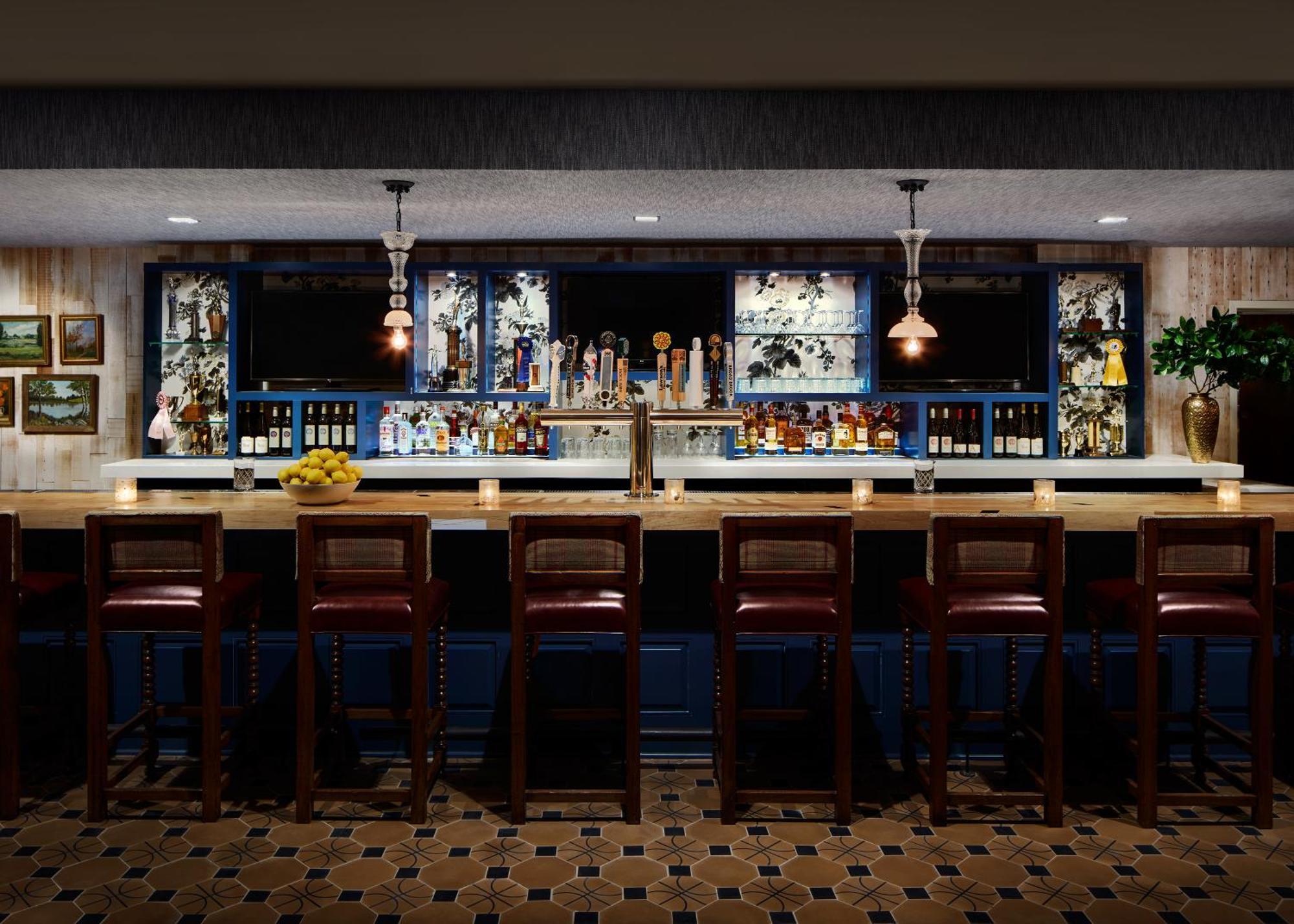 Graduate By Hilton Storrs Hotell Exteriör bild
